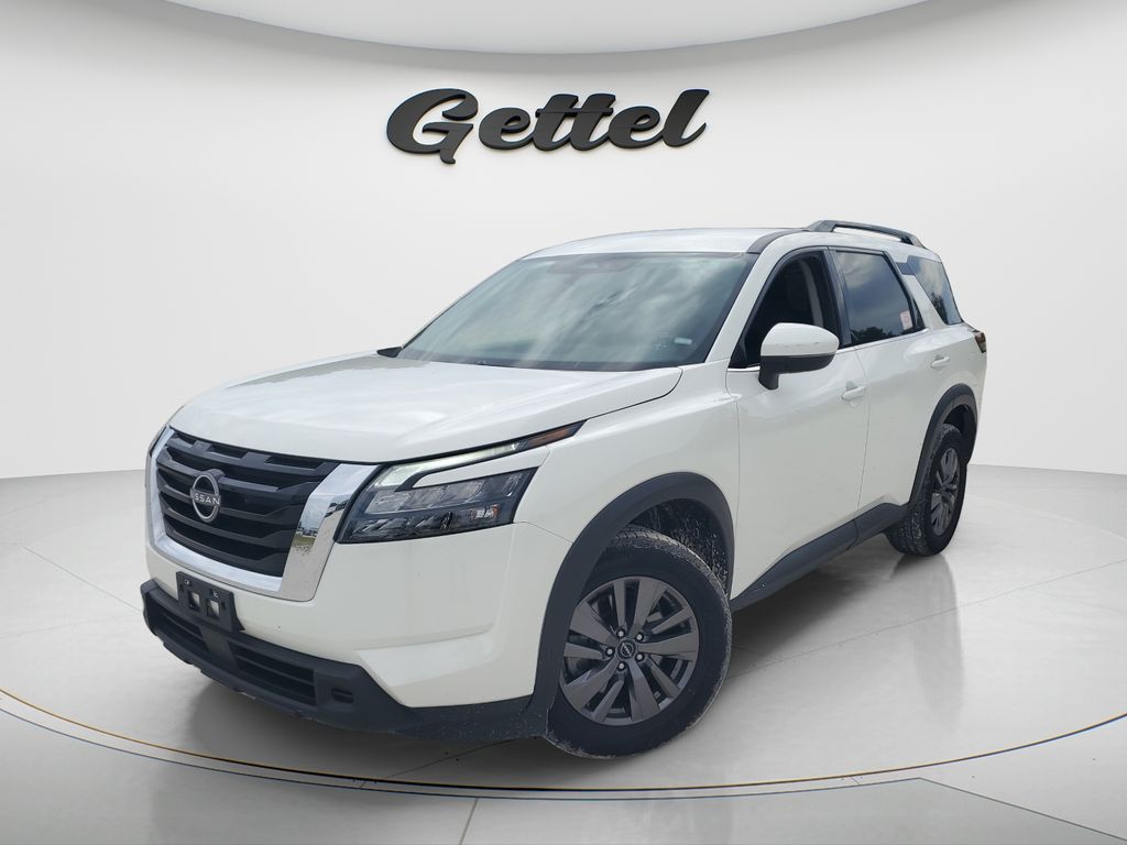 2024 Nissan Pathfinder SV