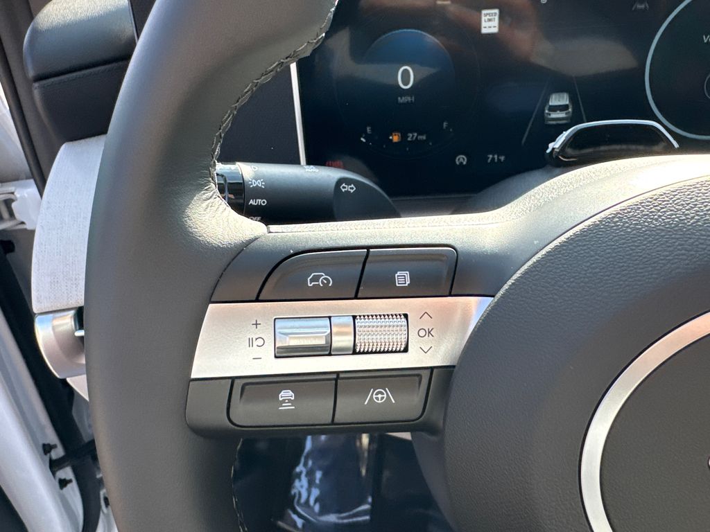 2025 Hyundai Tucson SEL Convenience photo 16