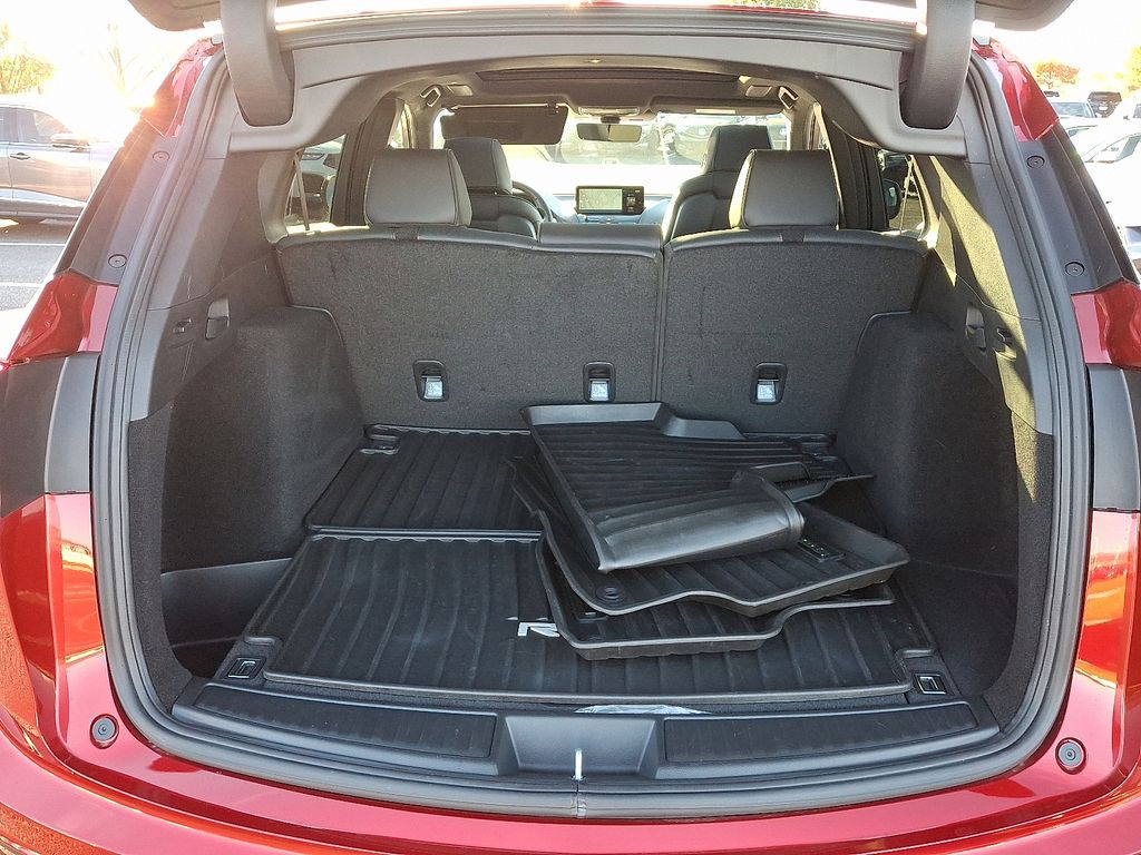 Thumbnail: 2025 Acura RDX - 31