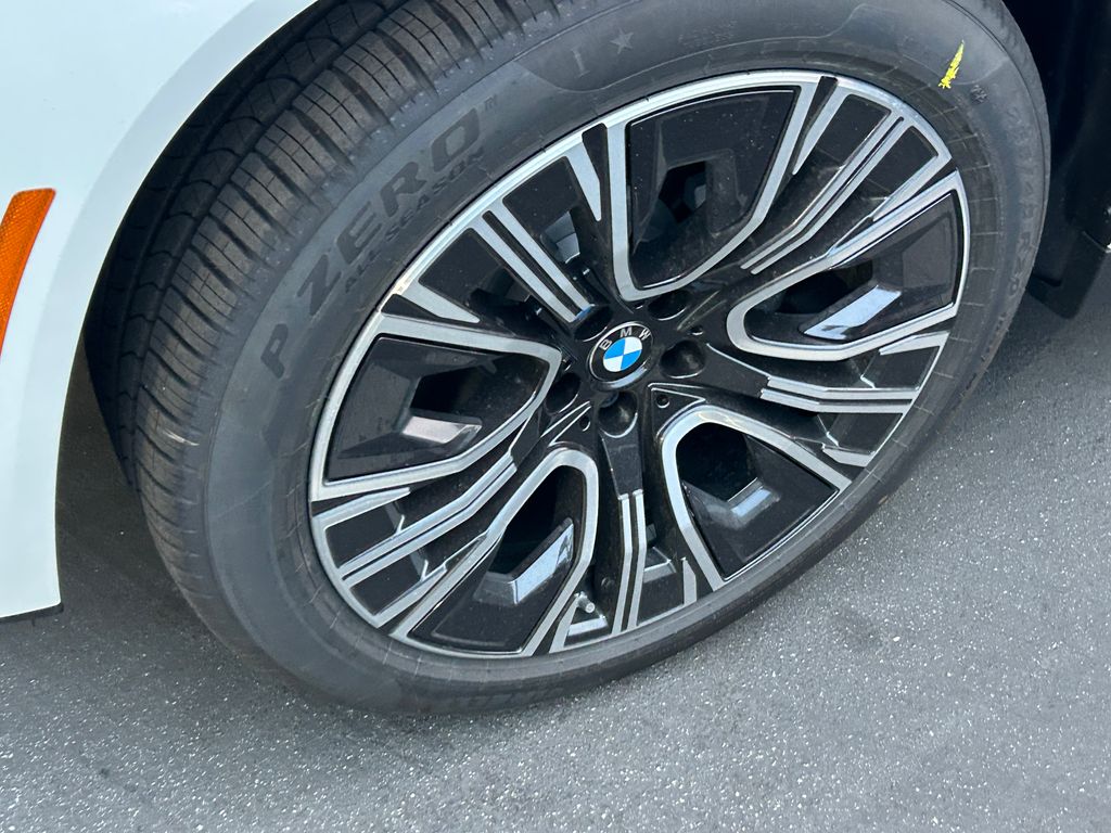 Thumbnail: 2026 BMW X3 - 3