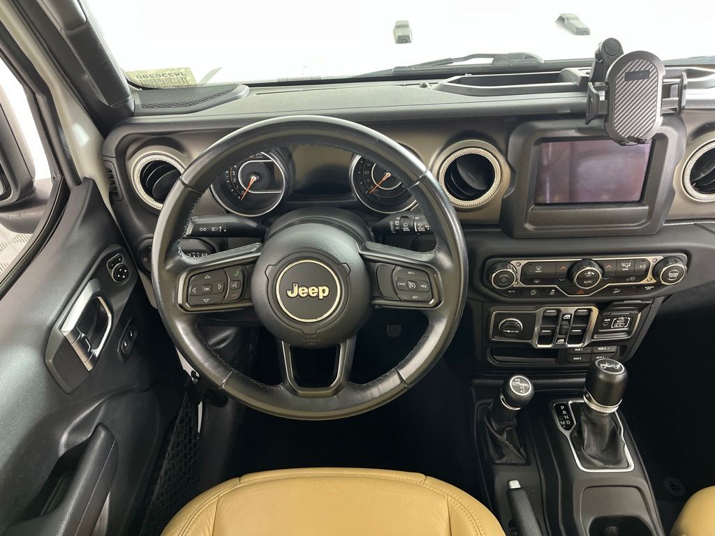 Thumbnail: 2018 Jeep Wrangler - 17
