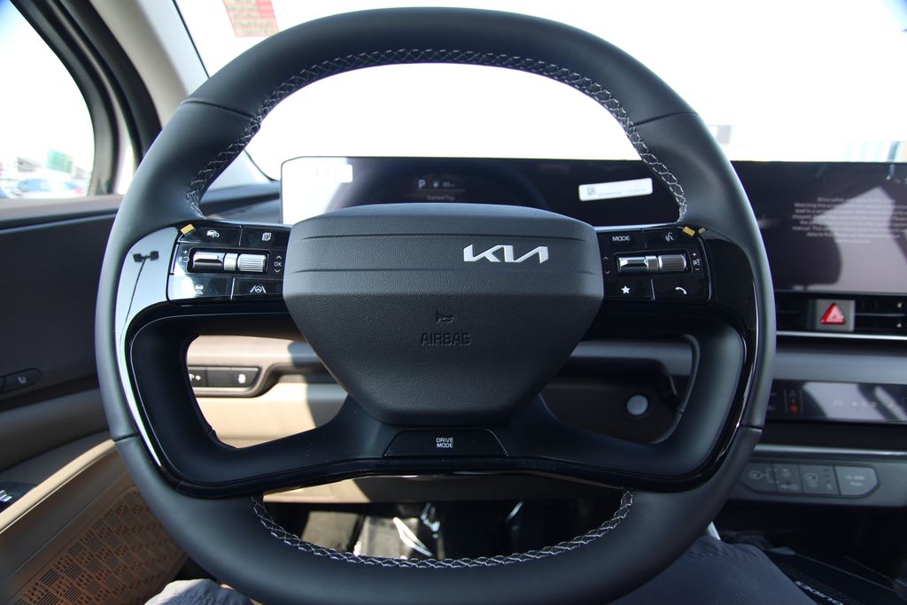 New 2027 Kia Carnival MPV Van