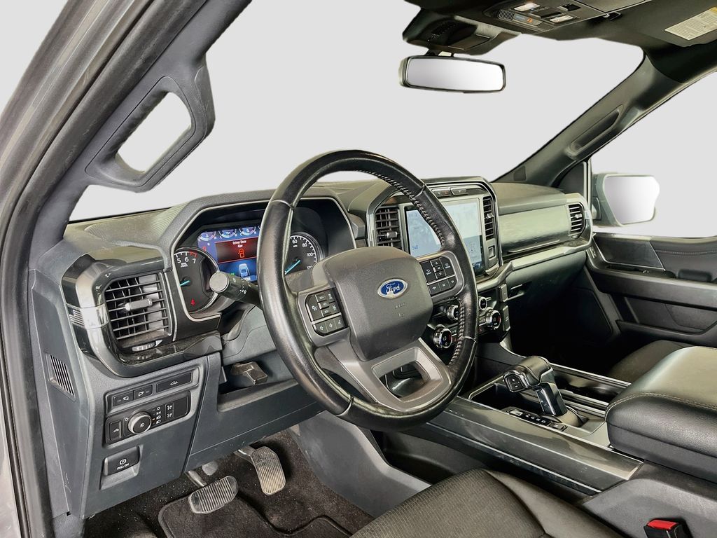 Used 2021 Gray Ford XLT image 9