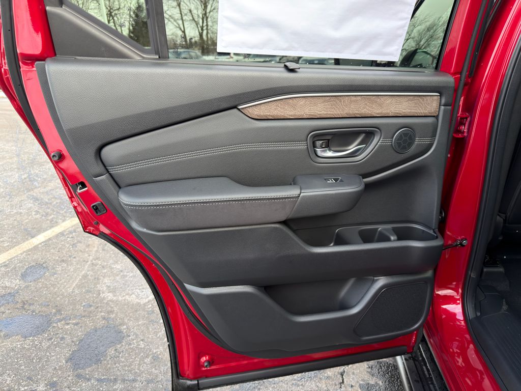 Thumbnail: 2026 Honda Pilot - 21