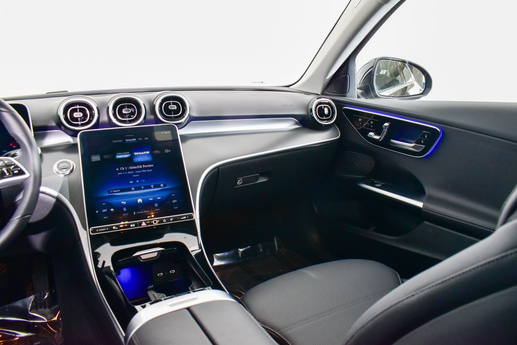 Thumbnail: 2025 Mercedes-Benz C-Class - 23