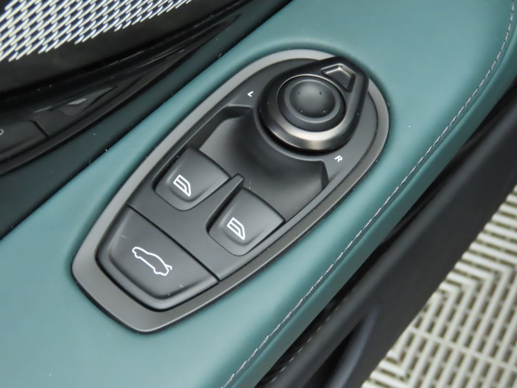 Thumbnail: 2025 Aston Martin DB12 - 24