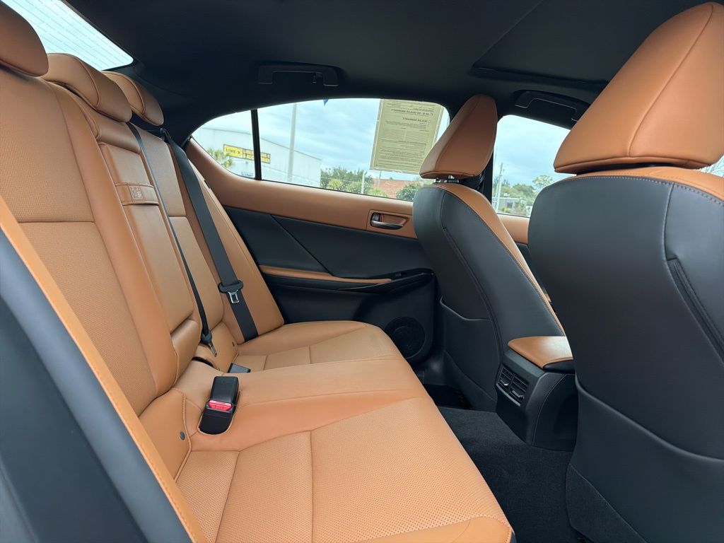 2024 Lexus IS 350 F SPORT Design