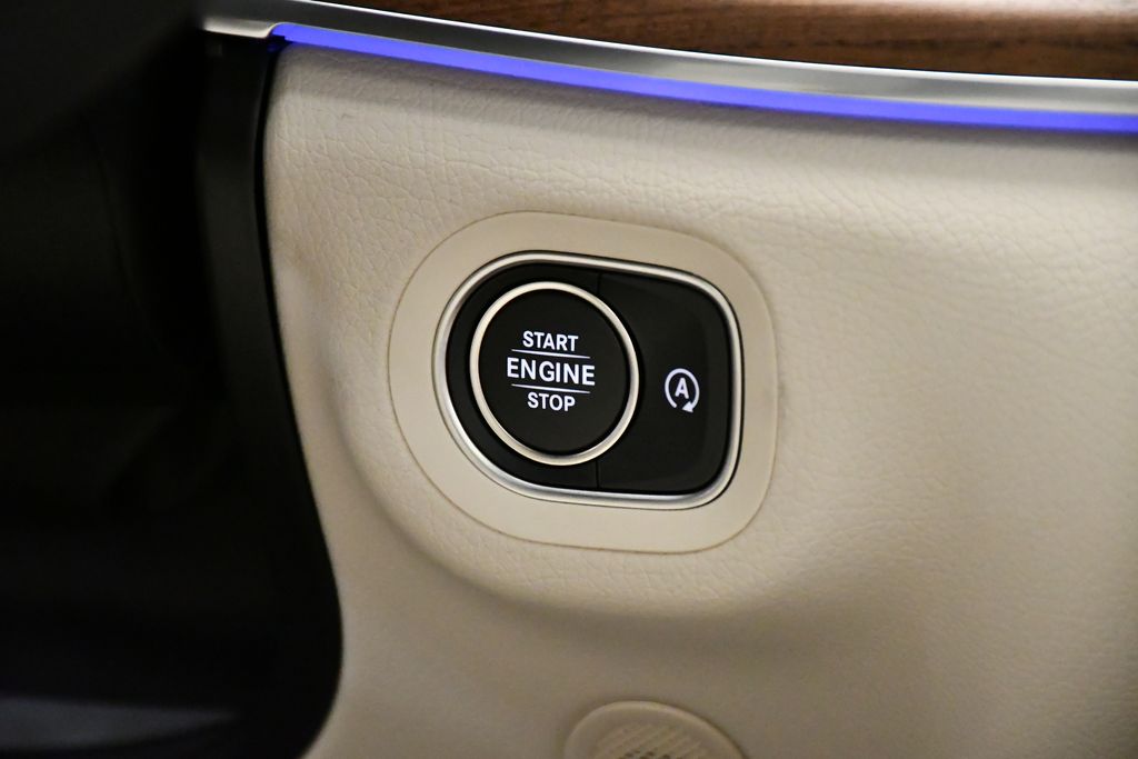 Thumbnail: 2026 Mercedes-Benz GLE - 28