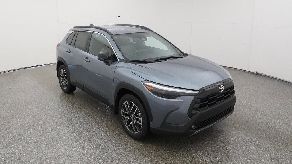 Thumbnail: 2026 Toyota Corolla Cross - 10