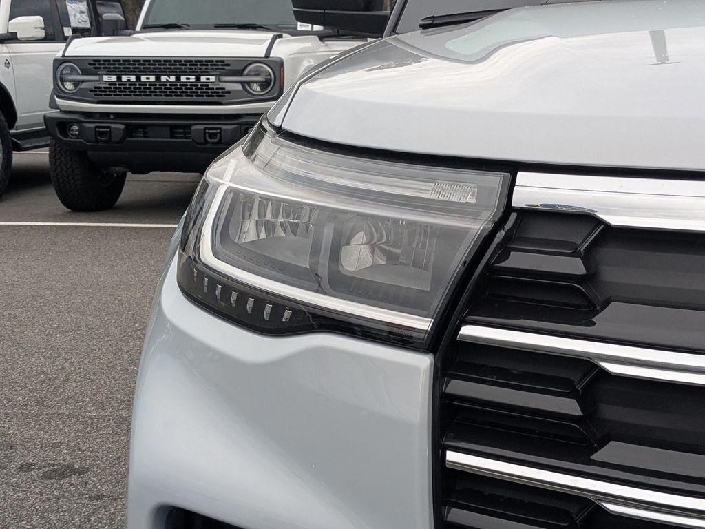 2026 Ford Explorer Active (200A)