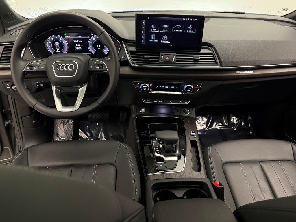 Thumbnail: 2023 Audi Q5 - 31