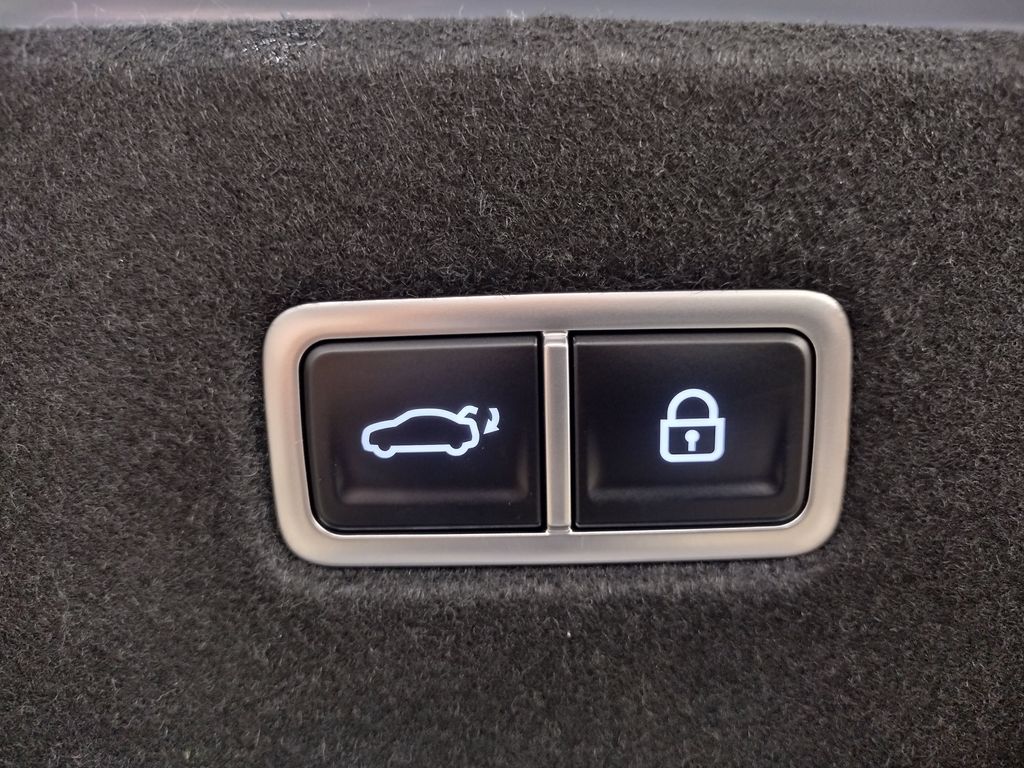 2025 Hyundai IONIQ 6 Limited