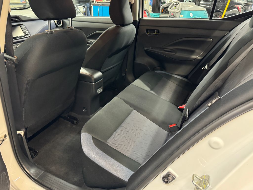 2024 Nissan Versa 1.6 SV