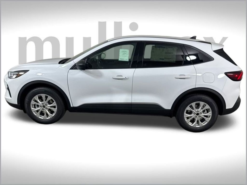 2026 Ford Escape Active photo 2