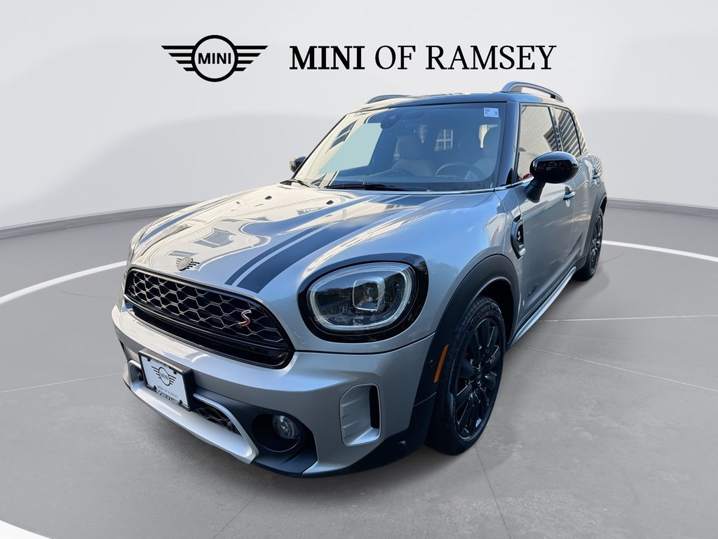 Melting Silver III Metallic 2024 MINI Countryman SUV / Crossover All-Wheel Drive 8-Speed Automatic