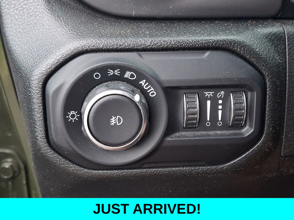 Used 2022 Jeep Wrangler SUV