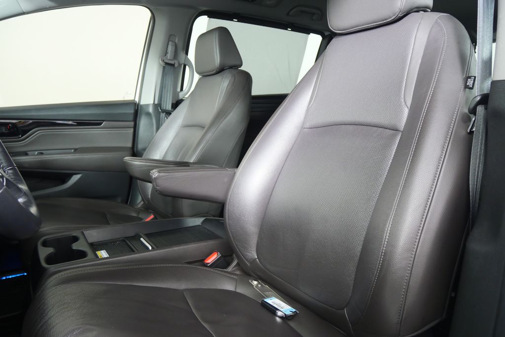 Thumbnail: 2019 Honda Odyssey - 11