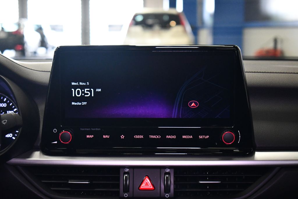 Thumbnail: 2023 Kia Forte - 18