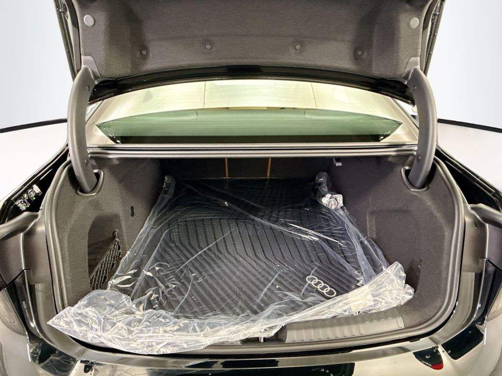 Thumbnail: 2026 Audi A6 - 27