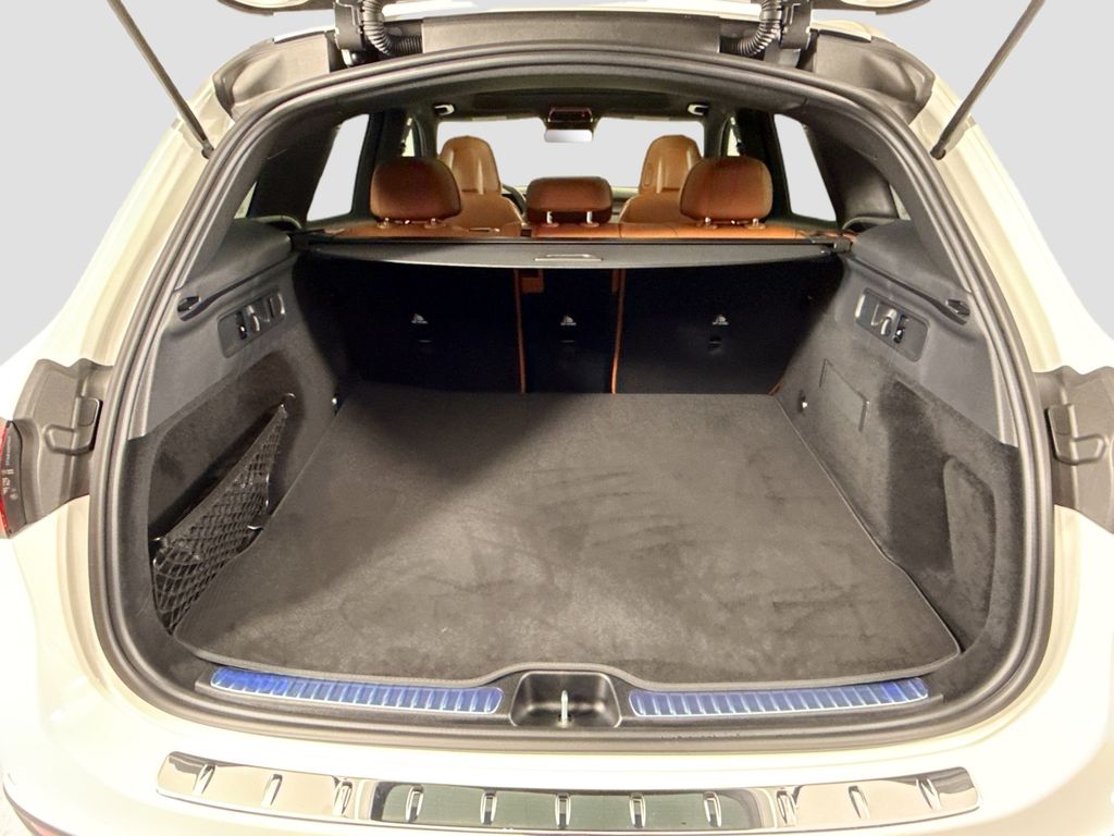 Thumbnail: 2026 Mercedes-Benz GLC - 29