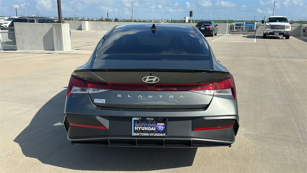 2025 Hyundai Elantra SEL Sport Gray at Classic Elite Chevrolet Sugar Land
