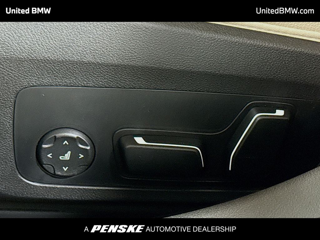 Thumbnail: 2026 BMW 3 Series - 4