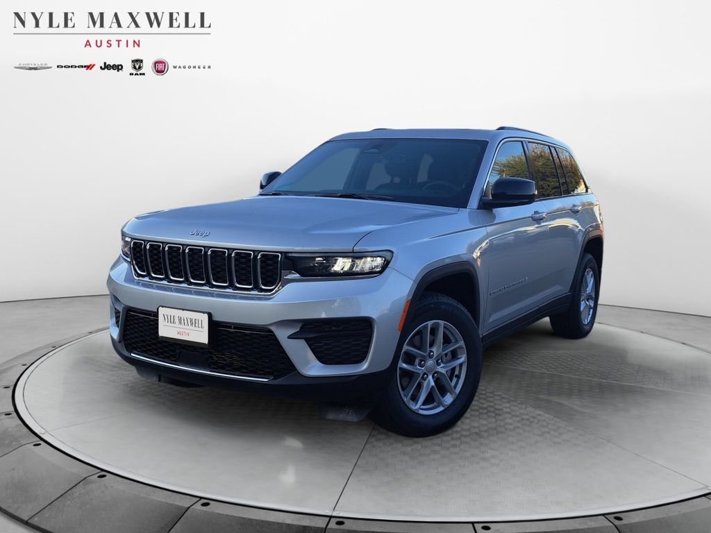 New Car 2025 Jeep Grand Cherokee  Laredo X For Sale Under $40,000 In Austin, Texas