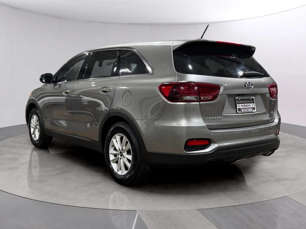Used 2019 Titanium Silver Kia LX image 5