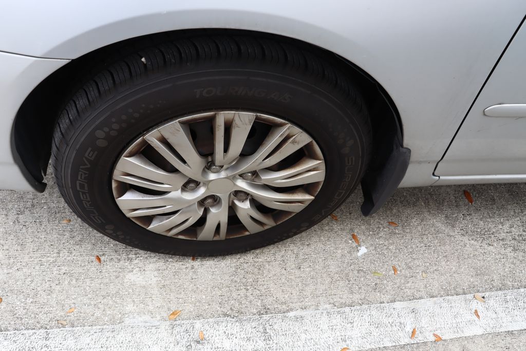 2006 Toyota Corolla LE 4