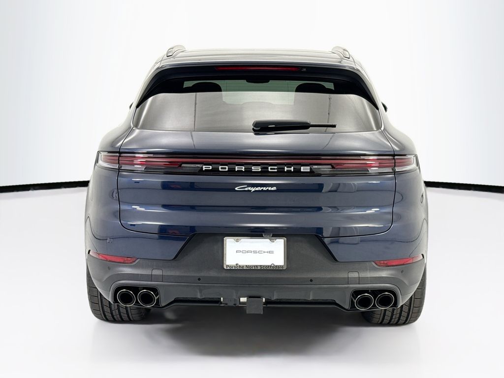 Thumbnail: 2026 Porsche Cayenne - 6
