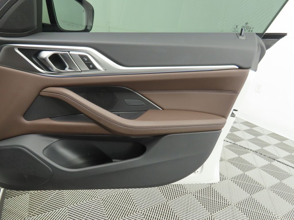 2022 BMW i4 eDrive40 25