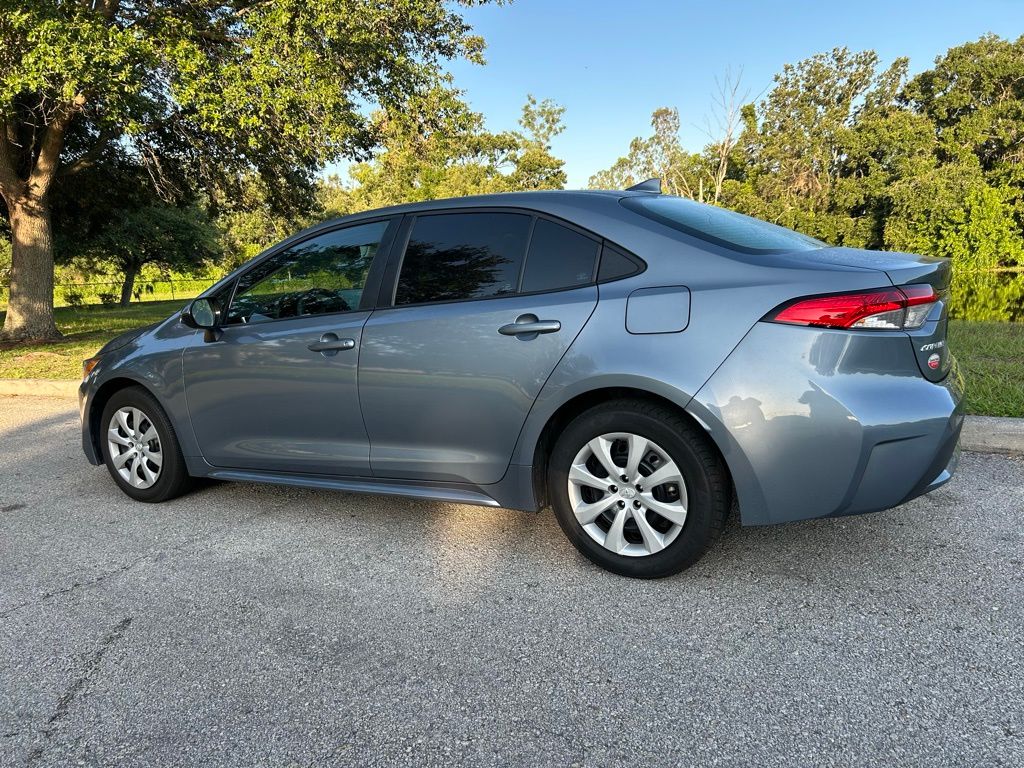 Thumbnail: 2022 Toyota Corolla - 3