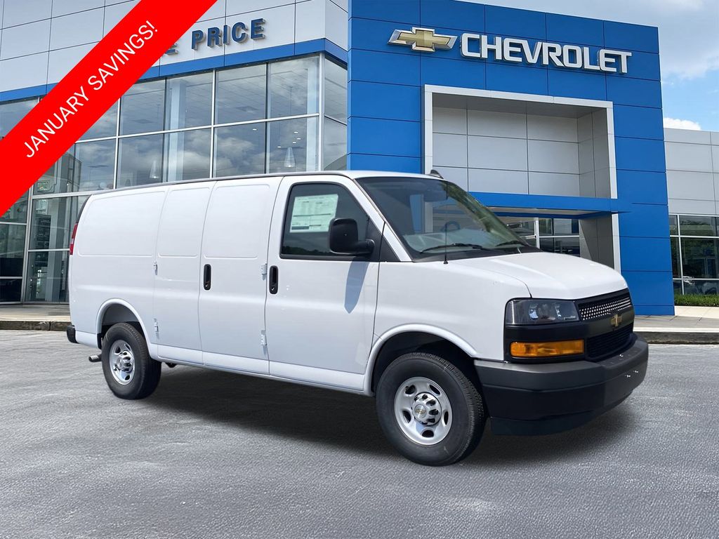 2025 Chevrolet Express Base's photo