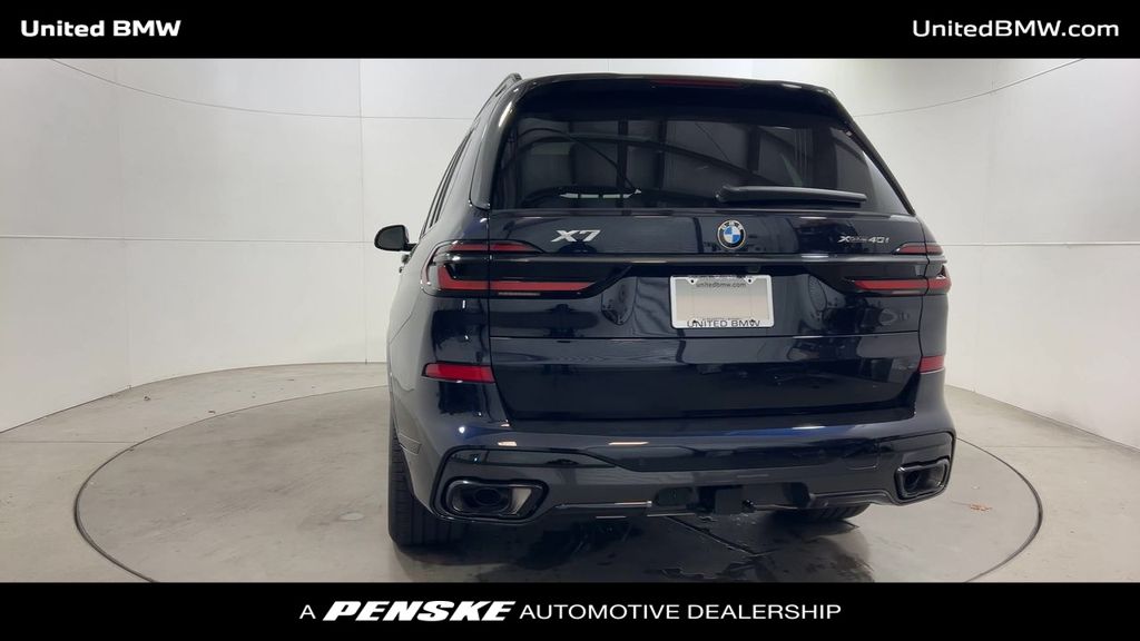 Thumbnail: 2026 BMW X7 - 7