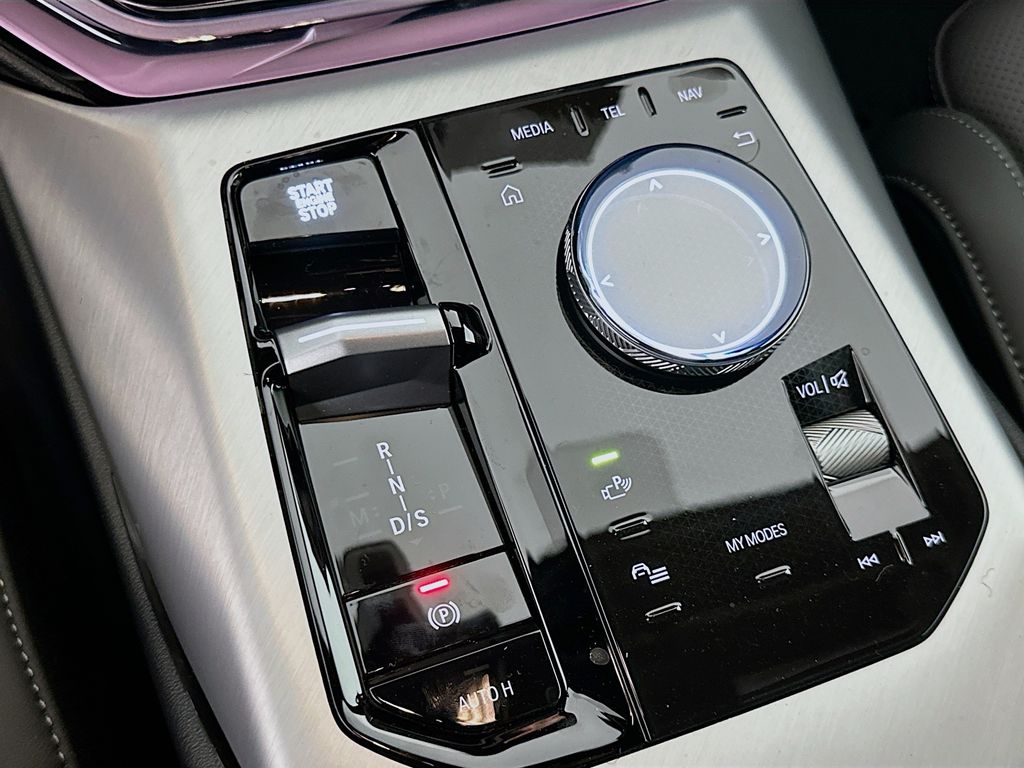 Thumbnail: 2026 BMW X3 - 15