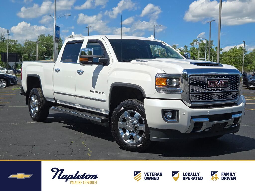 White 2018 GMC Sierra 3500HD Denali Crew Cab LB DRW 4WD Pickup Truck Four-Wheel Drive 6-Speed Automatic