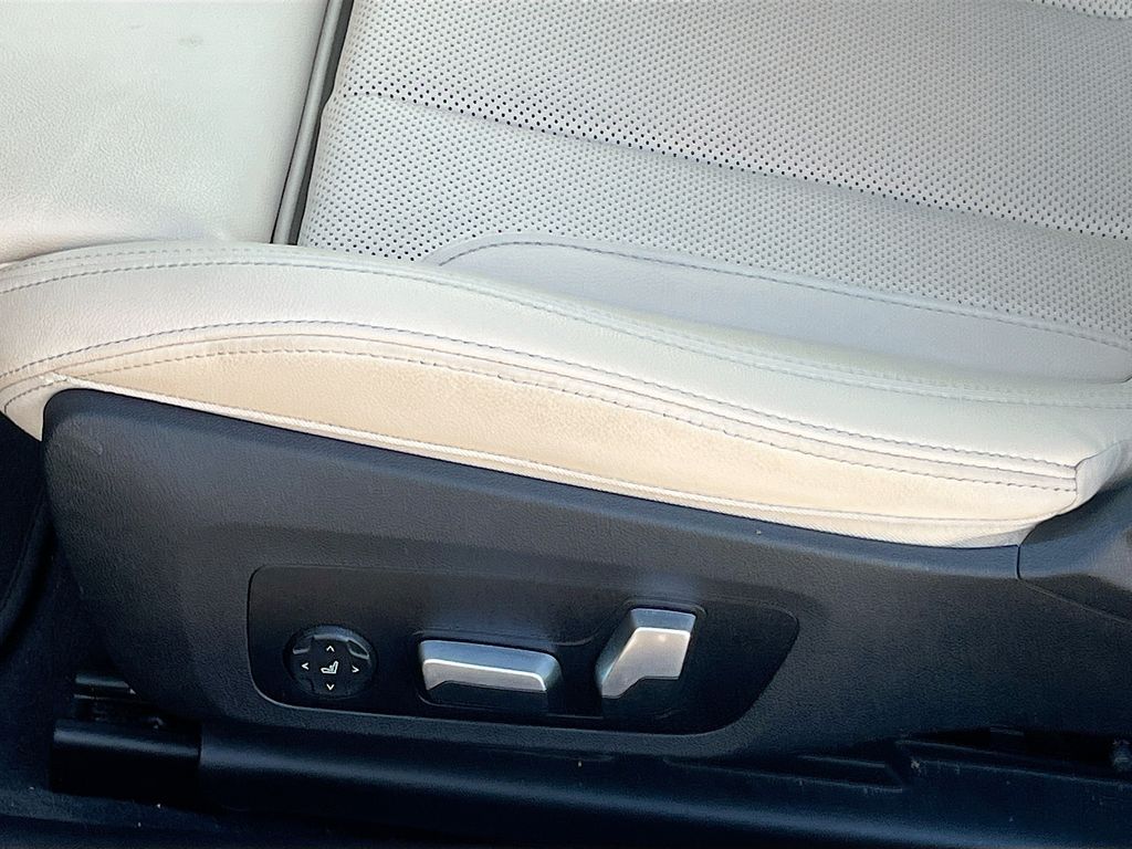 Used 2023 Blue BMW M440i image 20