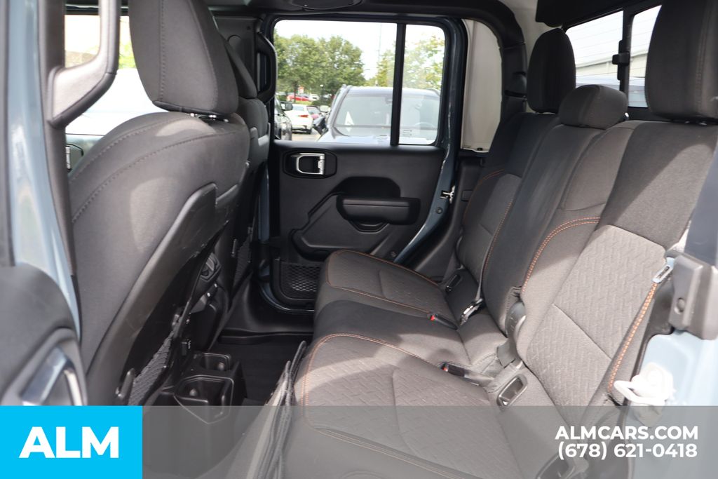 Used 2026 Gray Jeep Mojave image 18