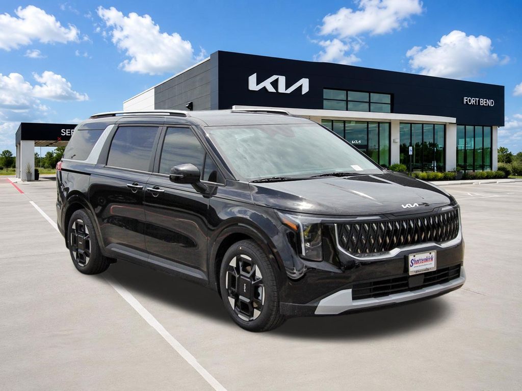 New 2026 Kia Carnival MPV Van