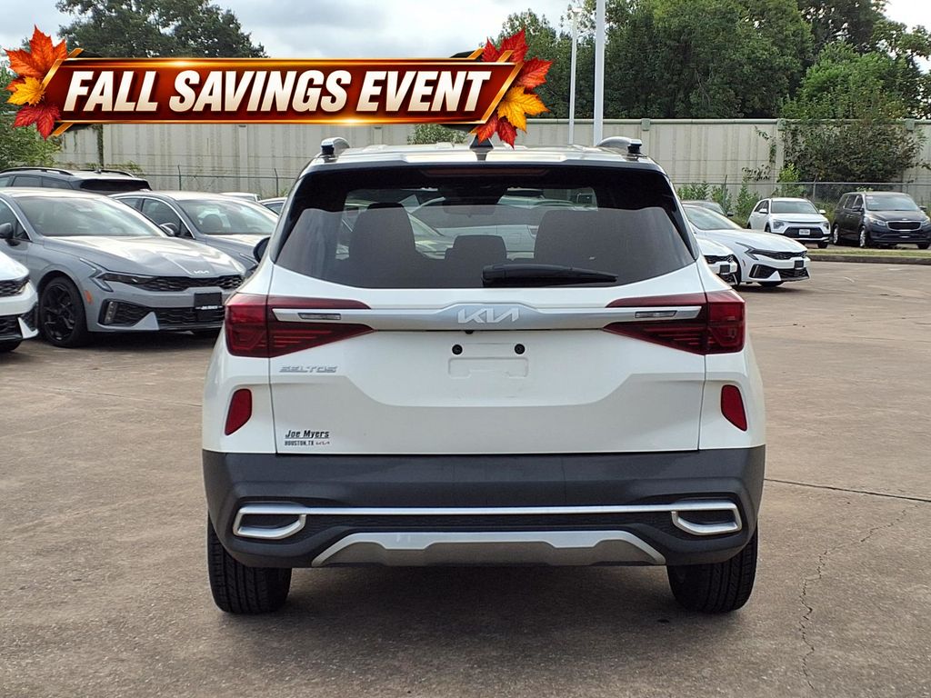 2023 Kia Seltos S White at DeMontrond Auto Country