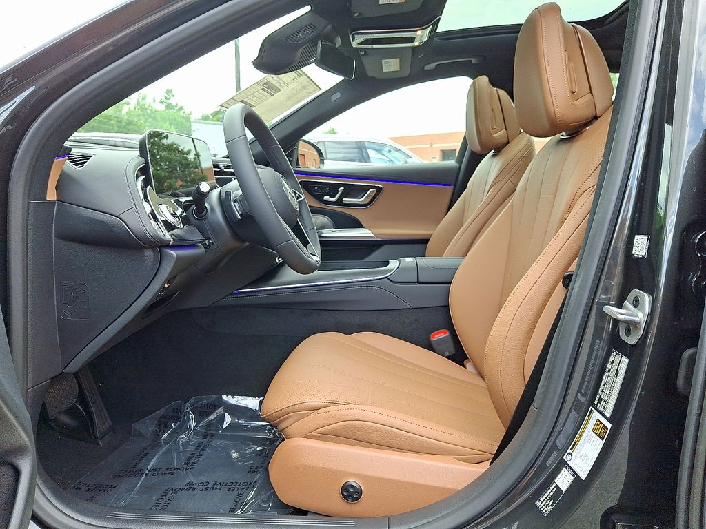 Thumbnail: 2026 Mercedes-Benz E-Class - 9