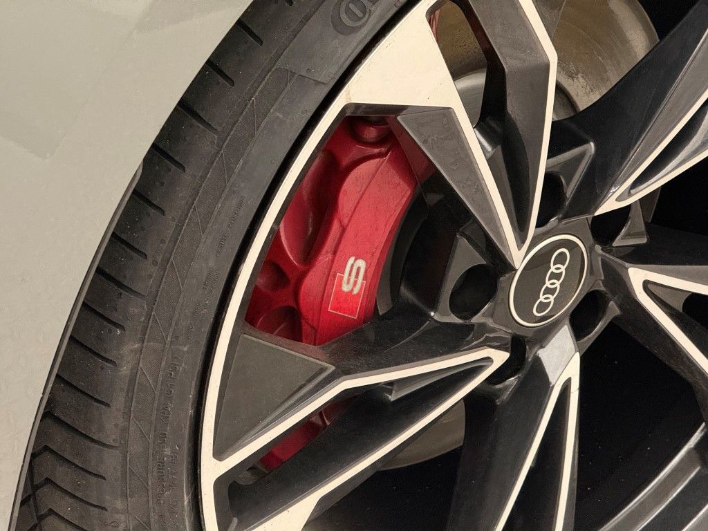 Thumbnail: 2022 Audi S5 - 16