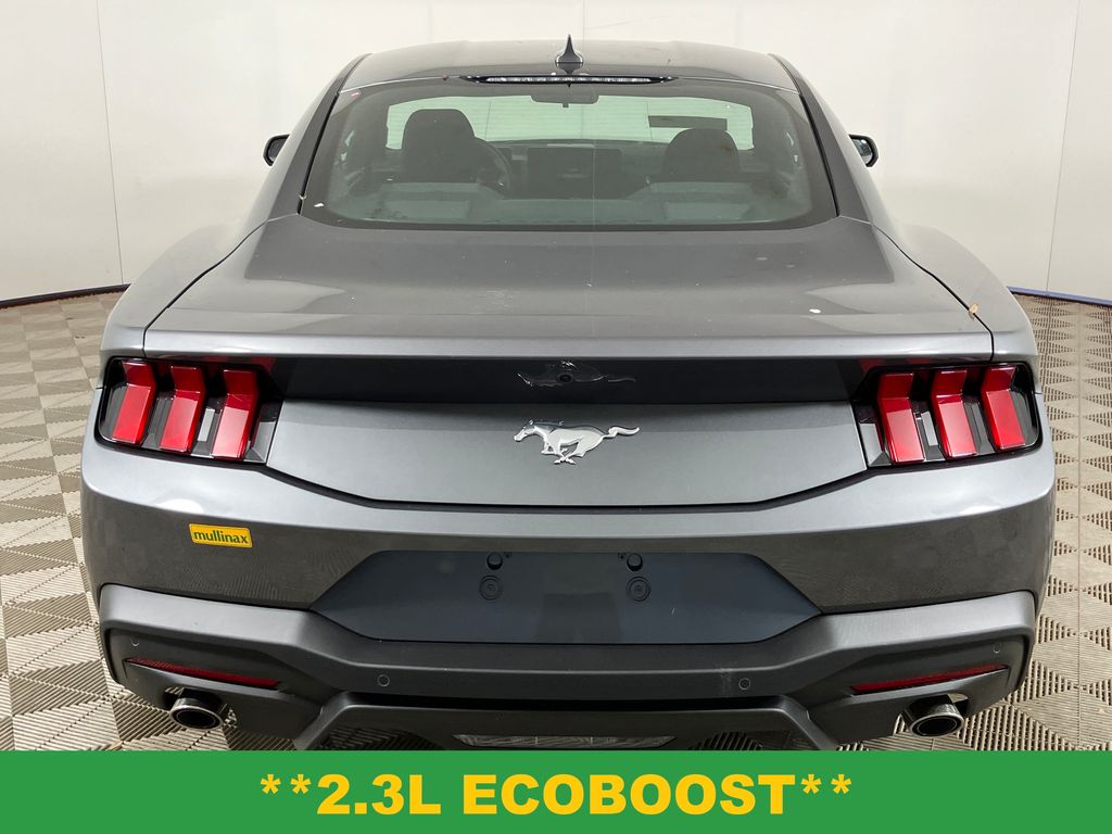 2025 Ford Mustang EcoBoost photo 6
