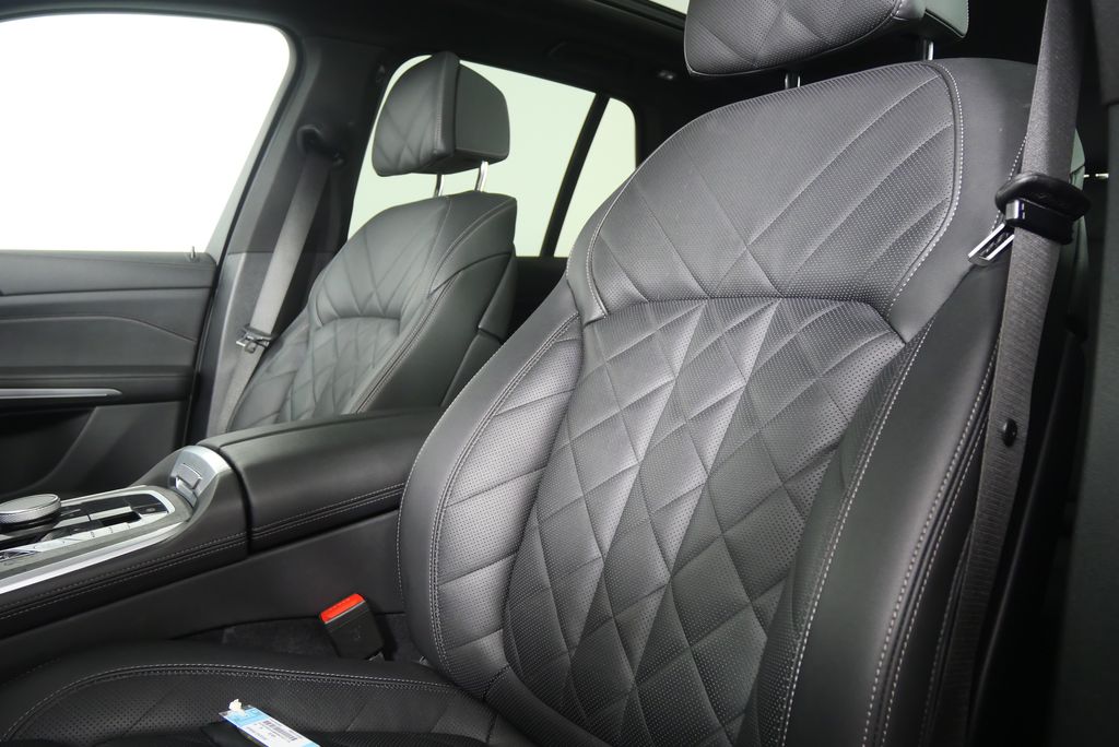 Thumbnail: 2024 BMW X5 - 11