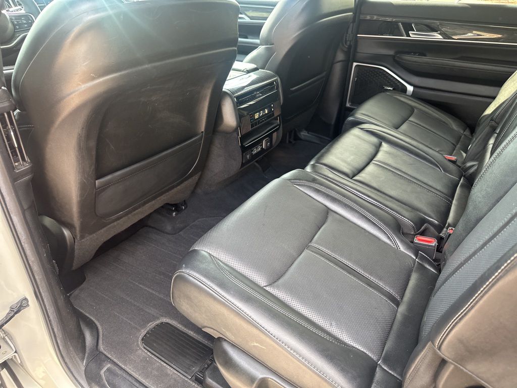 Used Car 2022 Jeep Wagoneer  Series Ii For Sale Under $35,000 In Austin, Texas