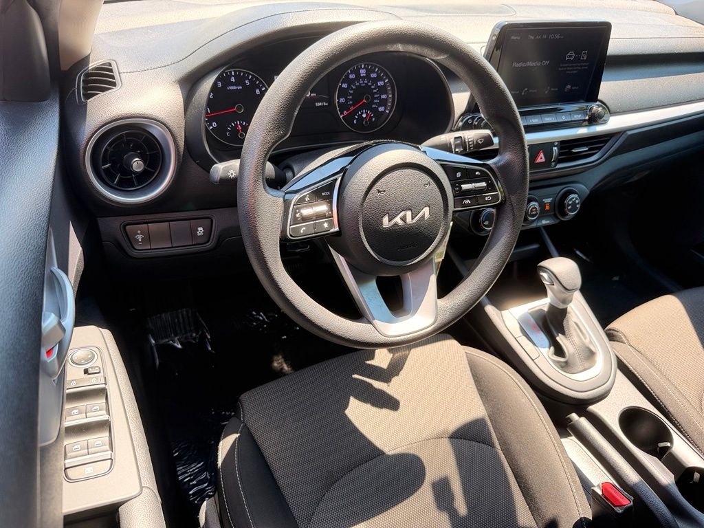 2024 Kia Forte LXS Gravity Gray - Jim Hudson Acura - Image 16