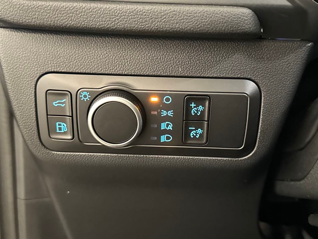 2025 Ford Escape ST-Line photo 22