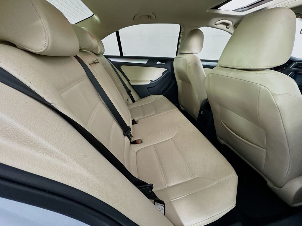 Used Car 2018 Volkswagen Jetta  1.4t Se For Sale Under $12,000 In Austin, Texas