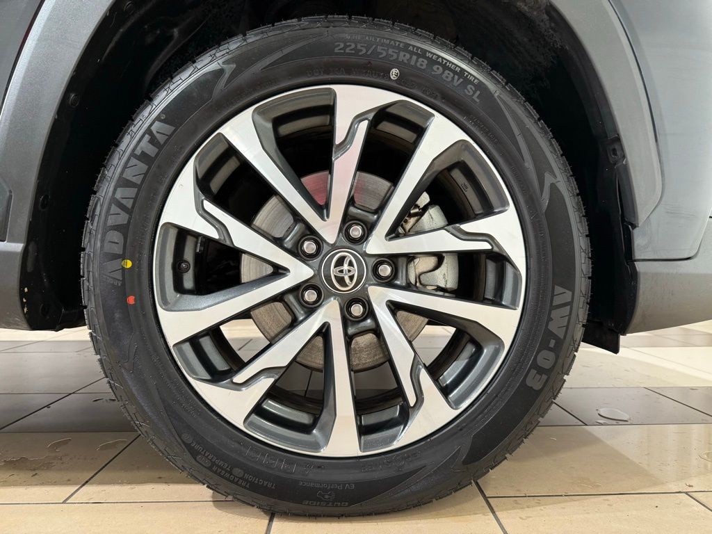 Thumbnail: 2025 Toyota Corolla Cross - 9