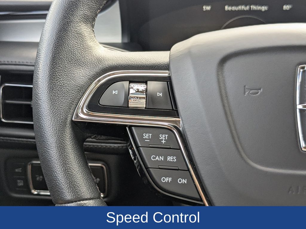 2022 Lincoln Nautilus Standard